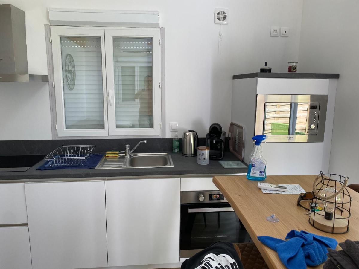 מרקיז Les Lodges Du Chateau מראה חיצוני תמונה