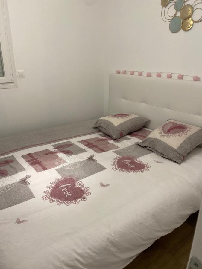 מרקיז Les Lodges Du Chateau מראה חיצוני תמונה